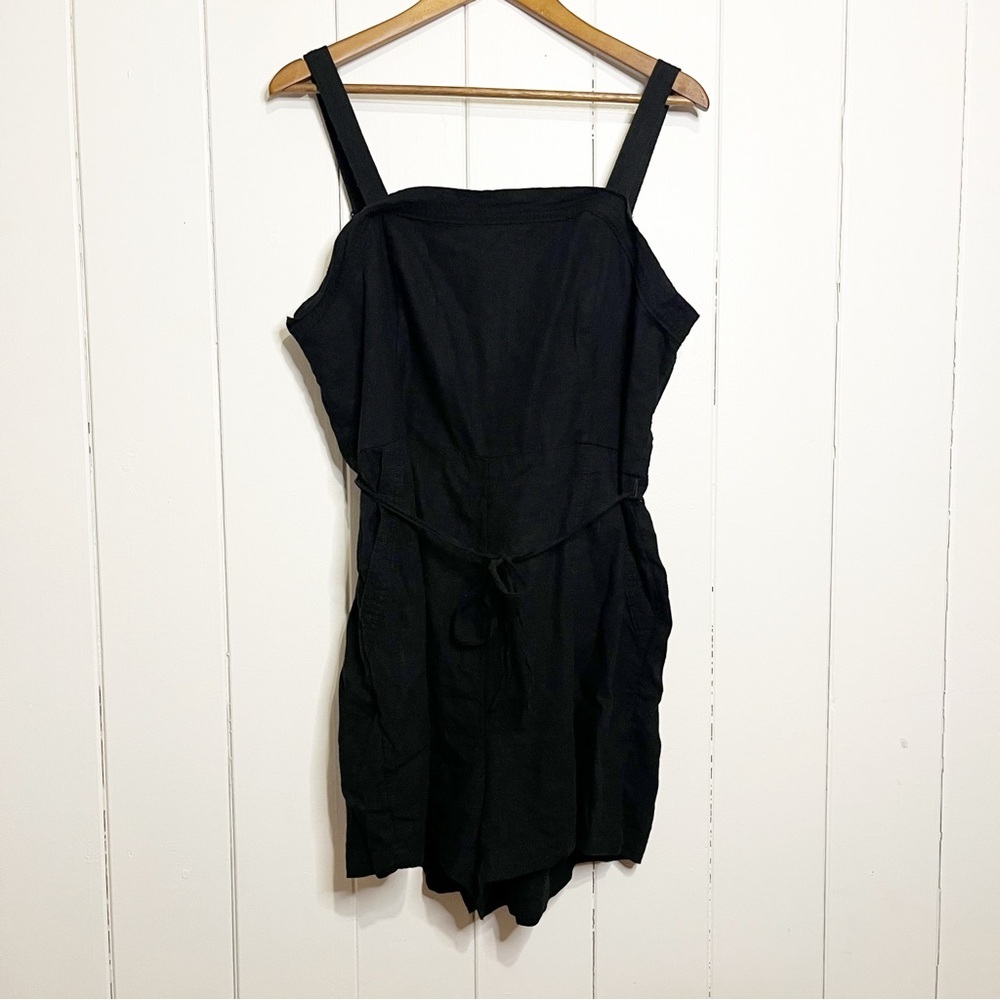Old Navy Black Linen Blend Romper. Size XL.